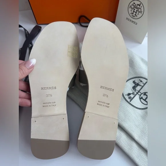 Hermes NWT Women’s Oran Sandal 37.5 - Picture 3 of 6